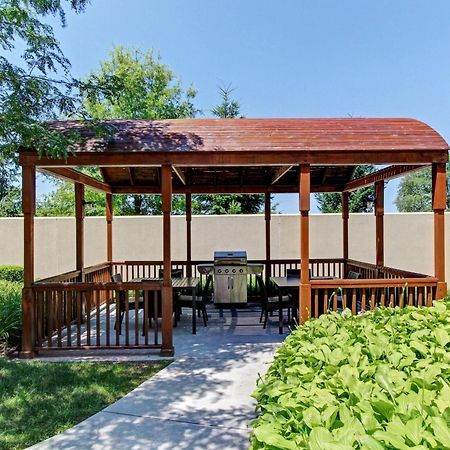 Courtyard By Marriott Harrisburg West/Меканіксберґ Екстер'єр фото
